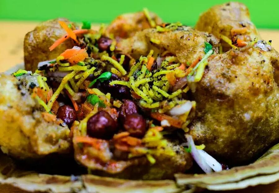 Delhi: Delhi Street Food Tour with Guide at Chandni Chowk - Asia’s Biggest Spice Market