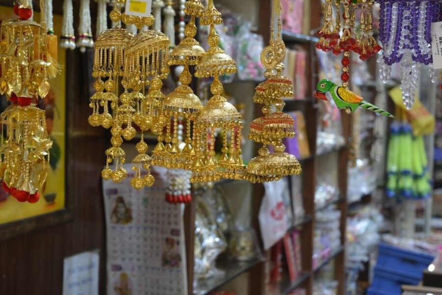 Delhi: Old Delhi City Tour with Tuk Tuk Ride & Street Food - Chandni Chowk by tuk-tuk