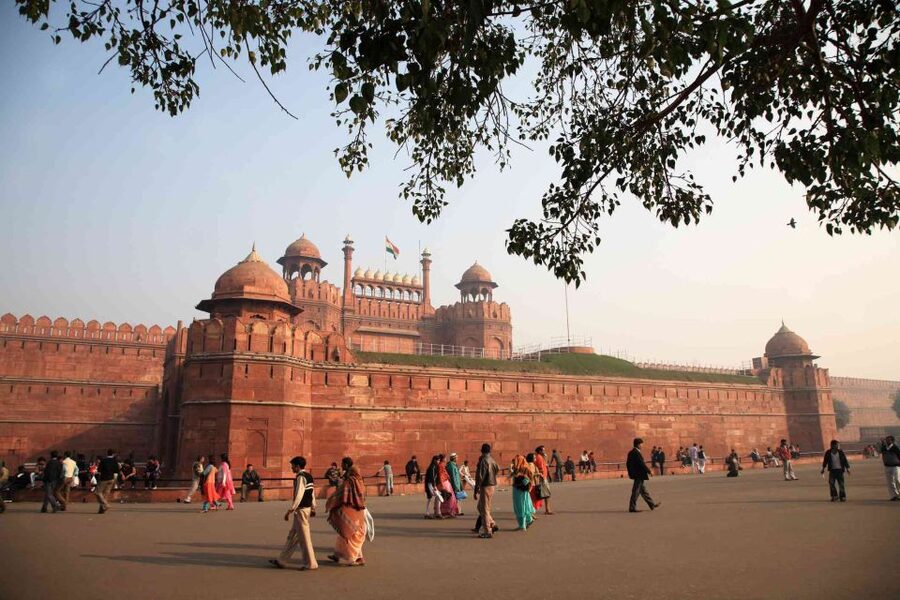 Delhi: Old Delhi City Tour with Tuk Tuk Ride & Street Food - Guides, safety, and the private format