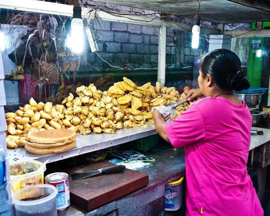 Denpasar: Night Street Food Walking Tour - The 4:30 PM pickup and ride into Denpasar