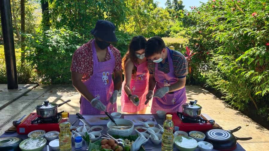 Dinner from cooking class & enjoy local night market - Key points to know before booking