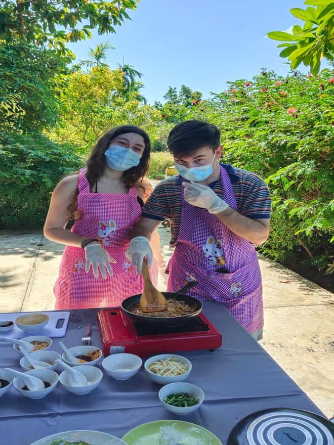 Dinner from cooking class & enjoy local night market - What $81 includes, and where the value sits