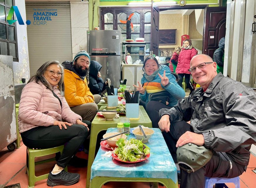 Discover Hanoi's Street Food by Night & Mini Class Coffee - Street food, local history, and the crossing lesson