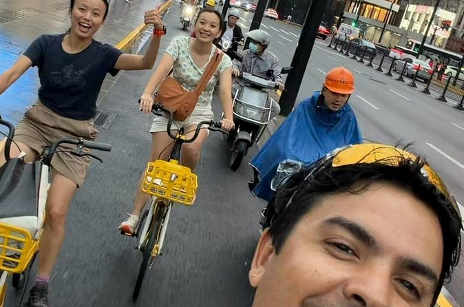 Discover Local Life and Street Food Shanghai Bike Adventure - Why the small group changes the experience