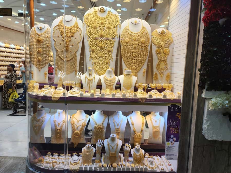 Dubai: Old Town, Creek, Museums, Souks, & Street Food Tour - Al Fahidi Fort and the Route Toward the Markets