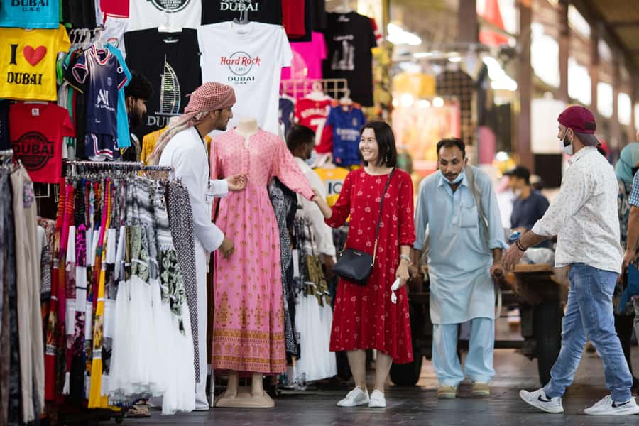 Dubai: Old Town, Creek, Museums, Souks, & Street Food Tour - Grand Souk and Street Food: The Most Social Part of the Tour