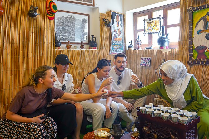 Dubai: Old Town, Souks, Street Food, Guided Tour & Abra Ride - Why this Old Dubai tour is worth your morning