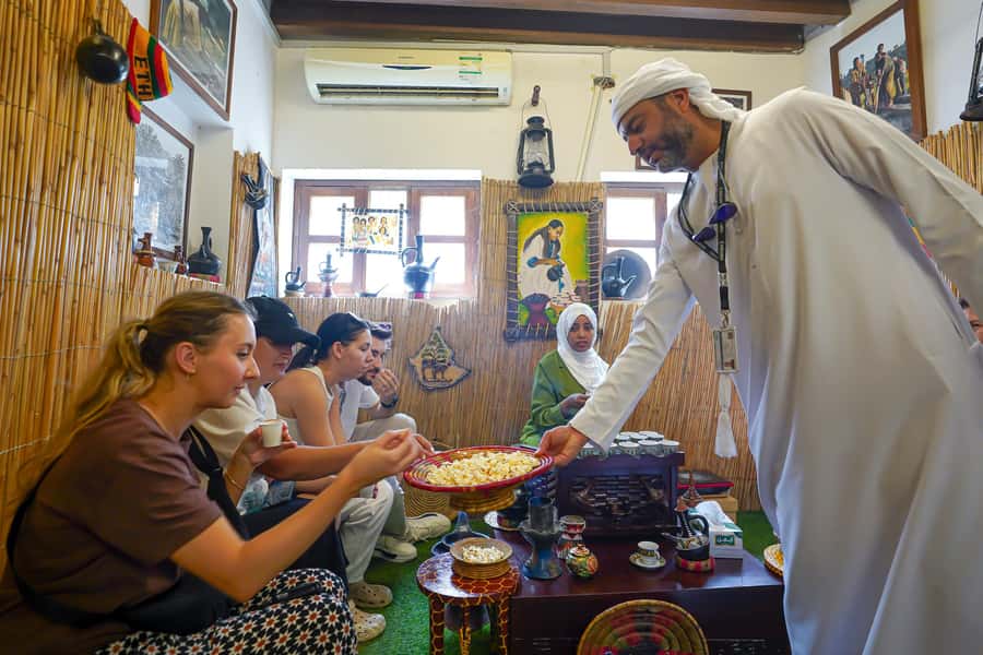 Dubai: Old Town, Street Food, Creek, Souks, & Emirati House - Gold Souk and the tour’s final stretch