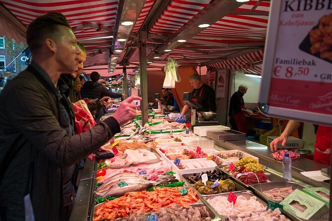 Dutch Street Food Tour on Amsterdam Market - Group size, timing, and comfort