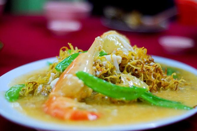 Eat Like a Local: Kuala Lumpur Hawker Center and Street Food Tour by Night - Bangsar, mamak stalls, and Malay warungs