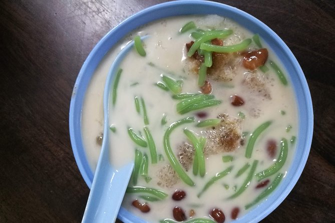 Eat Like A Local: Penang Street Food Tour - Why this Penang food tour is more than dinner