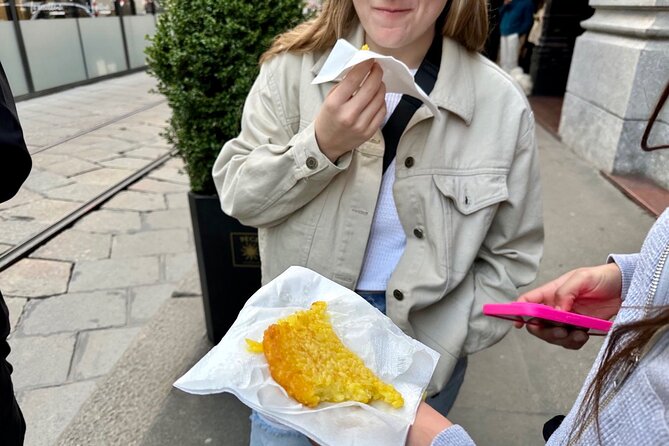 Eating Milan Street Food Tour with Guided Tasting and Sightseeing - Medieval Milan at Piazza Mercanti
