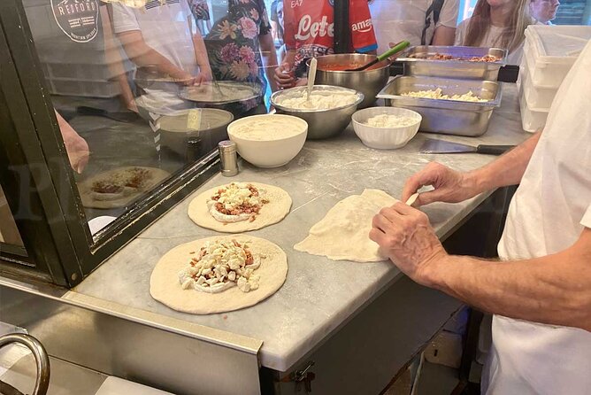 Eating Naples Street Food Tour with Guided Tasting and Sightseeing - Why this Naples food walk works