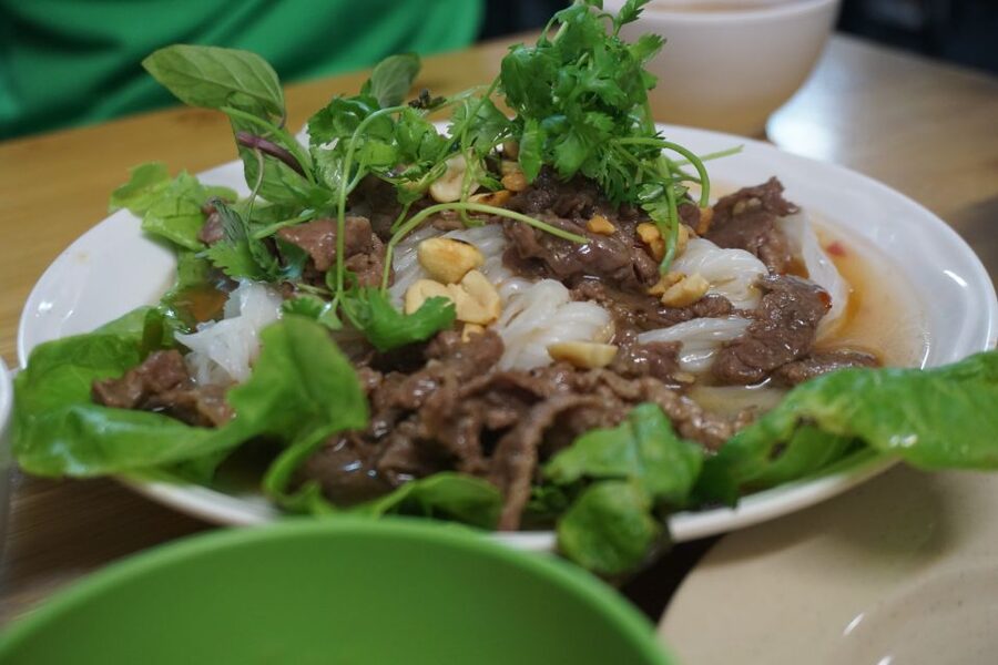 Enjoy Hanoi Like a Local - Vespa & Street Food Tour by Night - Live music and the final drink