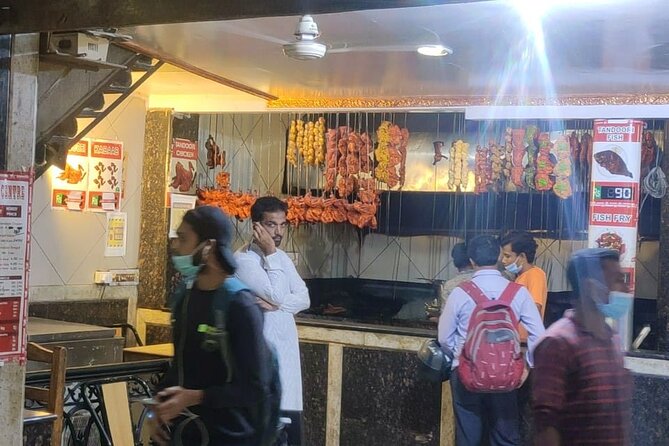 Evening Hyderabad Street Food Walk with Hyderabad Biryani - Stop one: aromatic biryani in the Old City