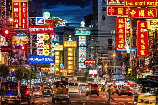 Famous Thai Street Food Tasting Experience! - Khao San Road: an easy finish for first-time Bangkok visitors