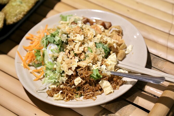 Female Rider | Street Food & Sightseeing By Motorbike - The self-immolation intersection and difficult history