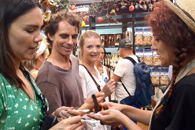 Flavors of Florence San Lorenzo Street Food and Sightseeing Tour - Piazza della Signoria and Florence’s outdoor art