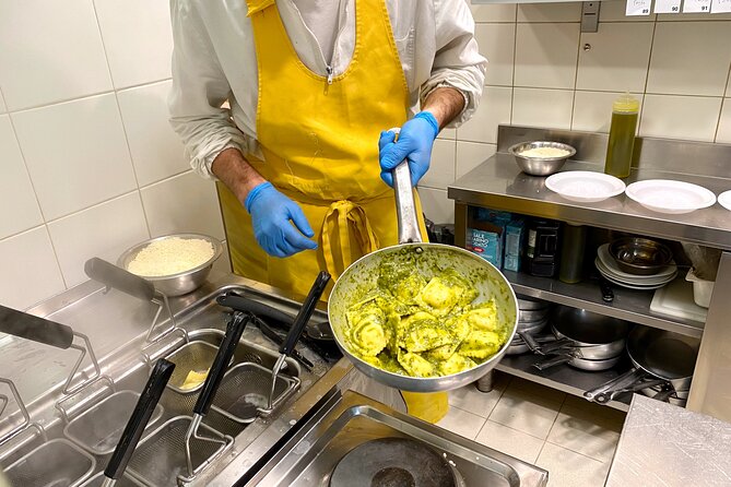 Florence Street Food and Sightseeing Small Group Tour - Starting at Piazza dell’Unità Italiana