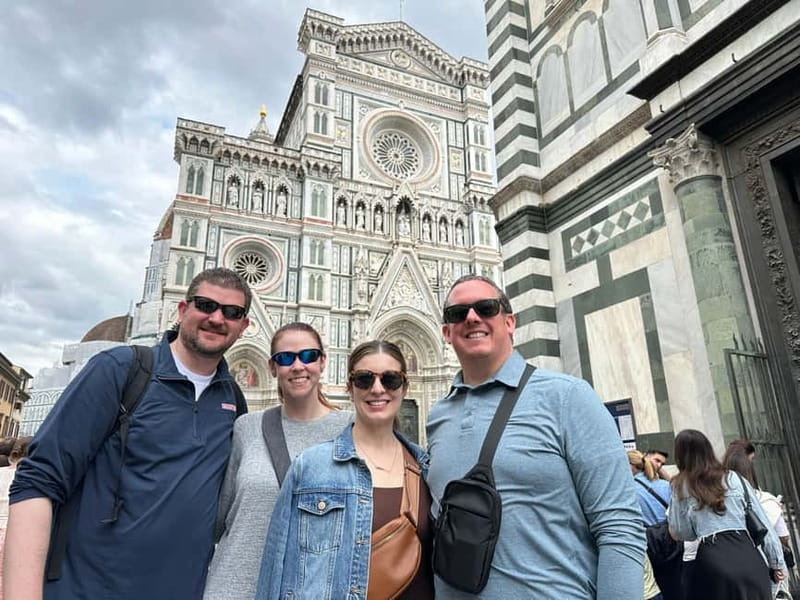 Florence: Street Food Tour with Wine & Local Guide - What the guides add to the experience