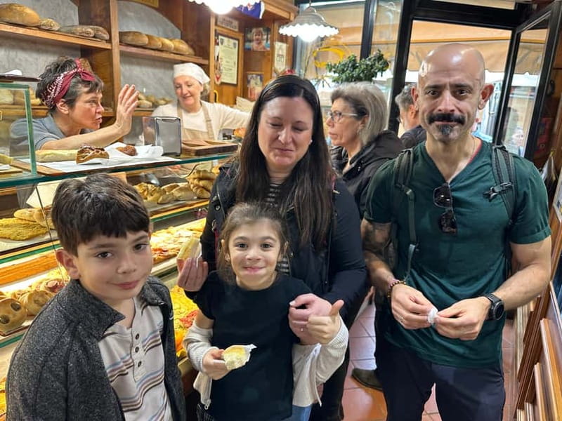 Florence: Street Food Tour with Wine & Local Guide - Morning or evening: choose the right version