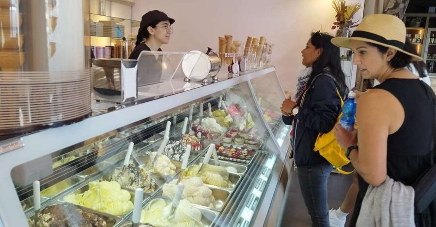 Florence: Street Food Walking Tour with Wine - Why the guides make such a difference