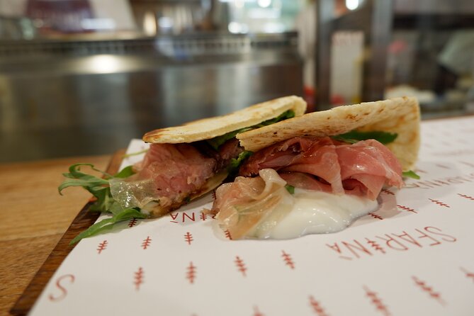 Food markets tour with a local! - Why Bologna makes a good food tour city