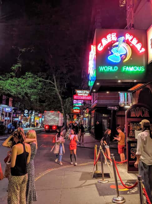 Food Tour Greenwich Village NYC - Timing, weather, and practical comfort