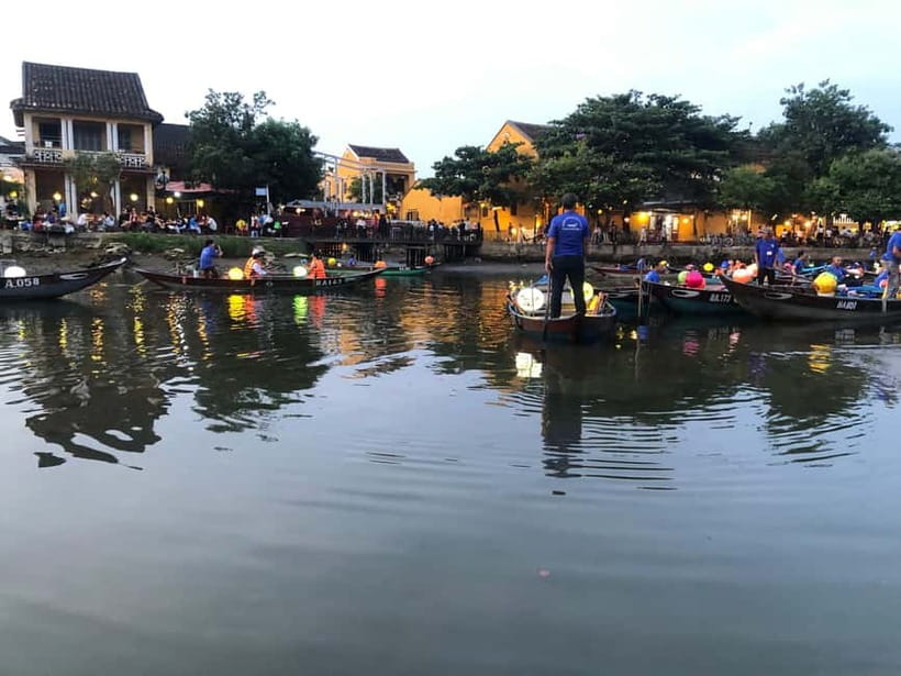 From Da Nang: Hoi An Old Town Tour, Night Market & Boat Ride - Crossing Hoi An’s Japanese Bridge