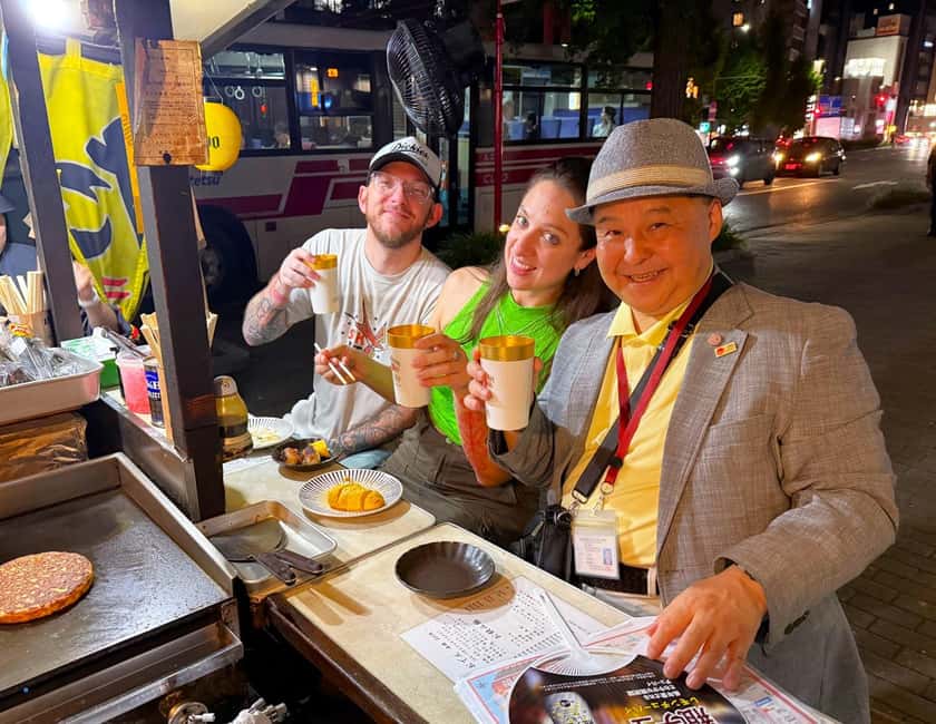 Fukuoka: Nakasu Food Stall Private Guided Tour with Tastings - The first walk through Nakasu