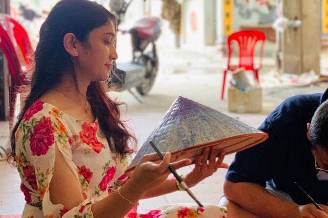 Full-Day Tour of Traditional Craft Villages and Street Food Joys - Quảng Phú Cầu and the spectacle of incense