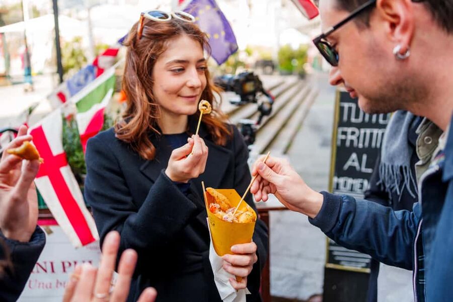 Genoa Street Food Tour with a Local - Walking through Genoa’s Vicoli