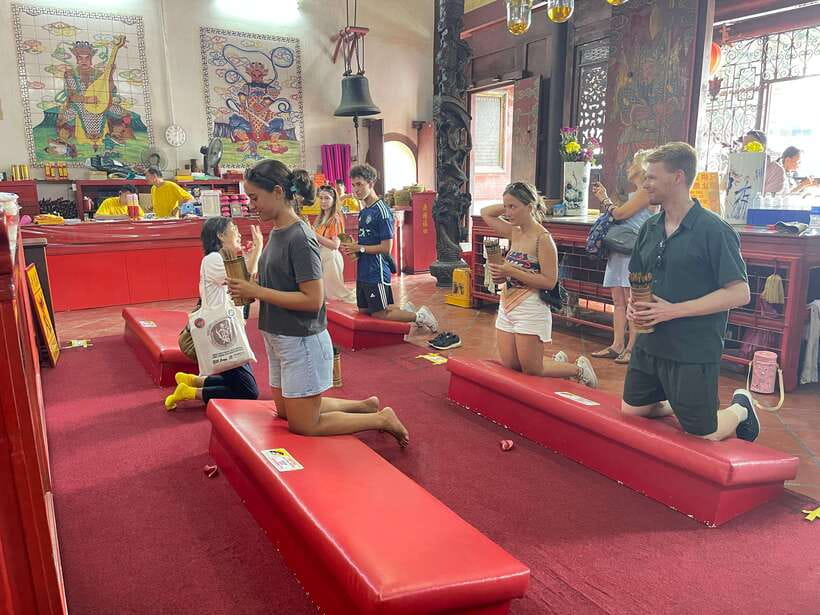 George Town: Heritage Walking Tour with Street Food Tasting - Five good reasons to consider this George Town walk