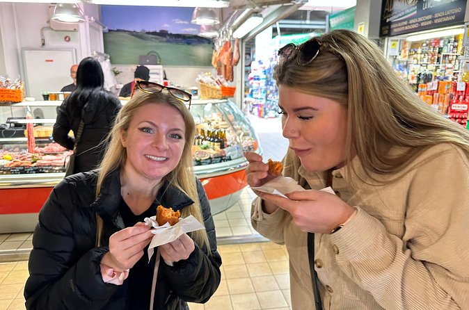 Gourmet Street Food and Guided Sightseeing Tour In Rome - What the food lineup tells you about Roman eating