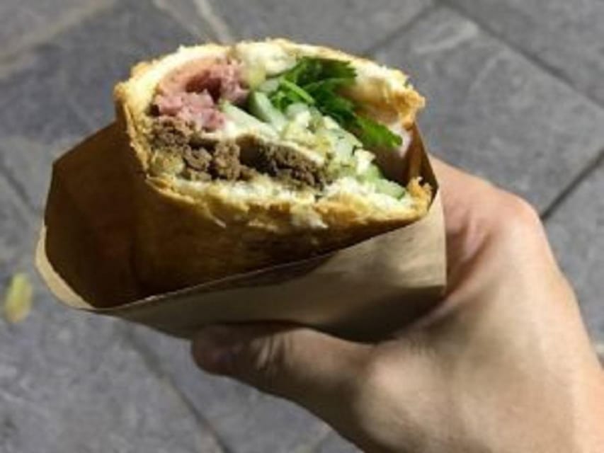 Ha Noi : Small Group Hanoi Street Food Tour - Starting at 41 Luong Van Can Street