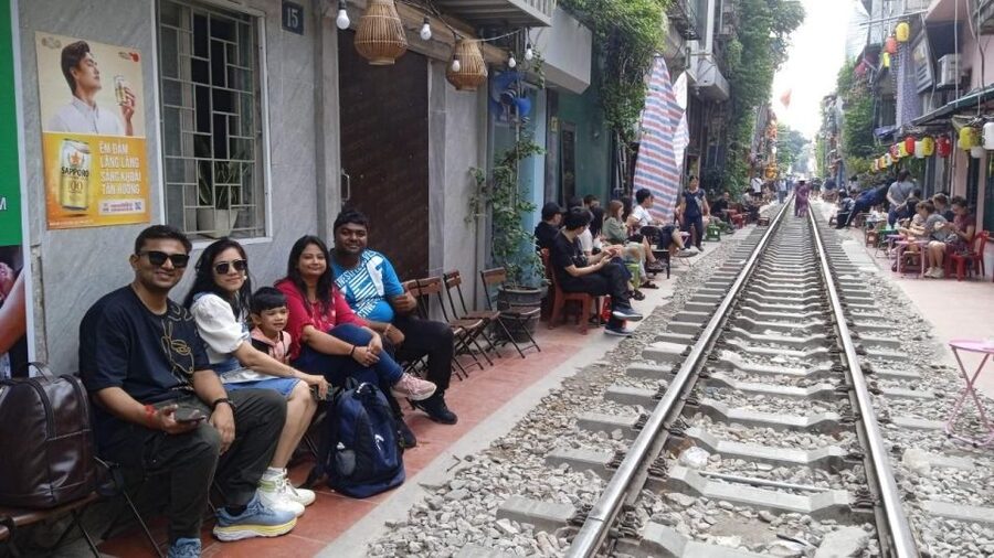 Ha Noi Street food Tour with Train street - Banh Cuon With Sauce And Chopsticks