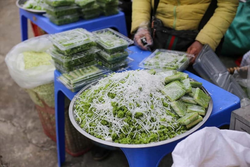 Hanoi: Authentic Old Quarter Street Food Walking Tour - How to make the most of the evening