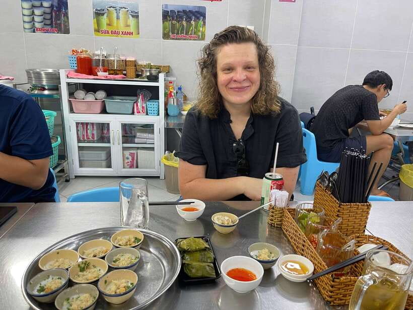 Hanoi Authentic Private Street Food Tour with Local Student - What you may eat, and how the ordering works