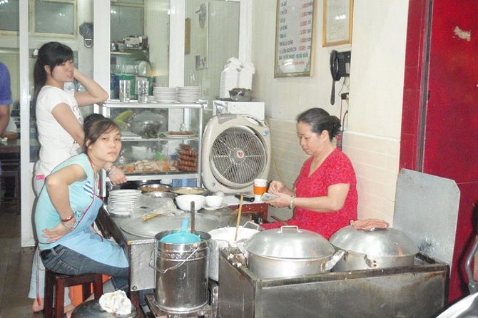 Hanoi City Street Food Night Tour by Motorscooter - Street barbecue, noodles, and local eating habits