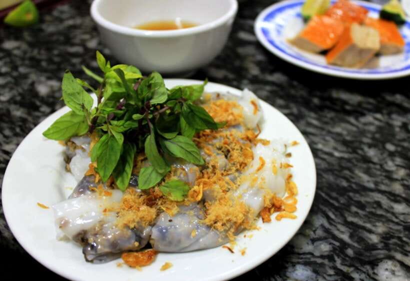 Hanoi: Eat Like a Local Small Group Street Food Tour - Who should book this food tour?