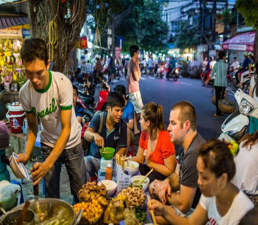 Hanoi: Eat Like a Local Small Group Street Food Tour - Starting at 33 Ngo Huyen Street in Hanoi’s Old Quarter