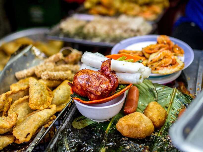 Hanoi: Eat Like a Local Small Group Street Food Tour - Why the guide matters more than the restaurant list