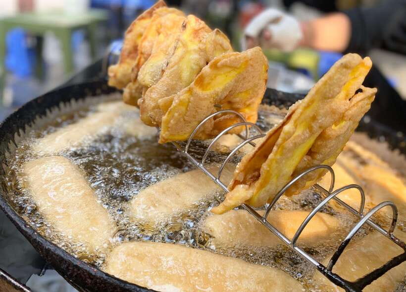 Hanoi: Guided Street Food Tour with Train Street Experience - Should You Book It?