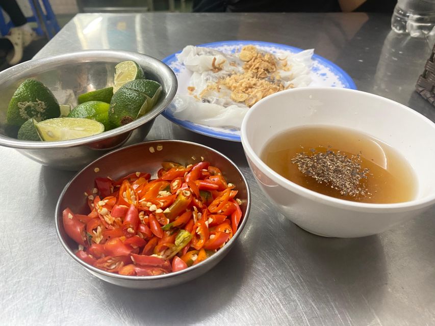 Hanoi: Guided Street Food Tour with Train Street Experience - Why a Local Guide Makes the Difference