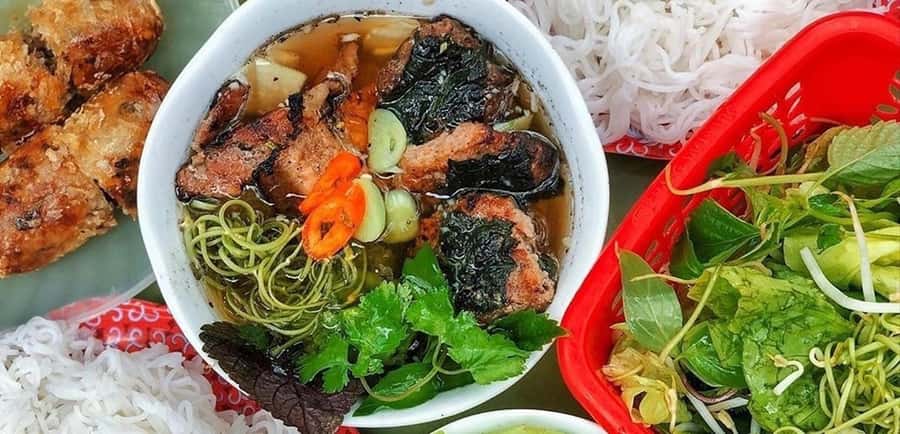 Hanoi: Michelin Guide Street Food Tour with Spa Experience - Three Hanoi dishes that make the tour worthwhile