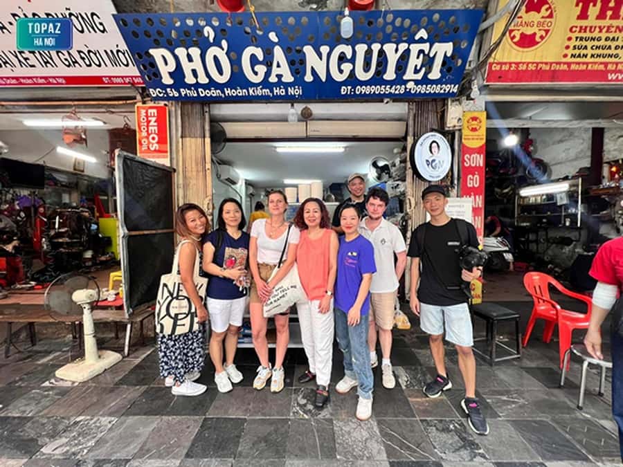 Hanoi: Michelin Guide Street Food Tour with Spa Experience - Why the Old Quarter setting matters