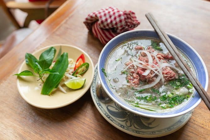 Hanoi Old Quarter Private Street Food Walking Tour - Why the guides matter