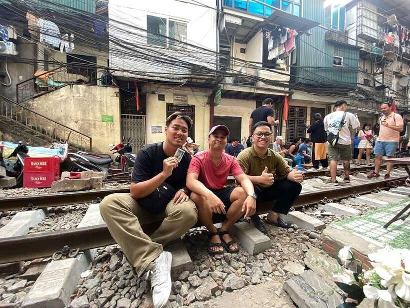 Hanoi: Old Quarter Street Food Tour with 12+ Tastings - Sweet stops and Hanoi egg coffee