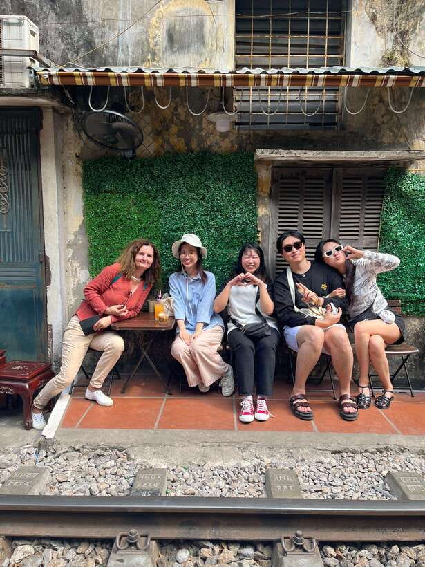 Hanoi: Old Quarter Street Food Tour with 12+ Tastings - Who should book this experience?