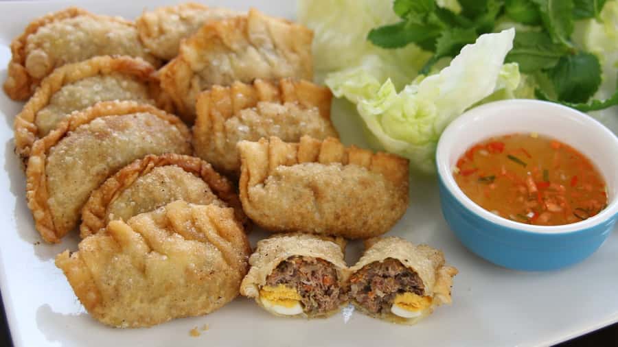 Hanoi: Private Street Food Walking Tour w/ a Real Foodie - Five tastings, with a menu that changes